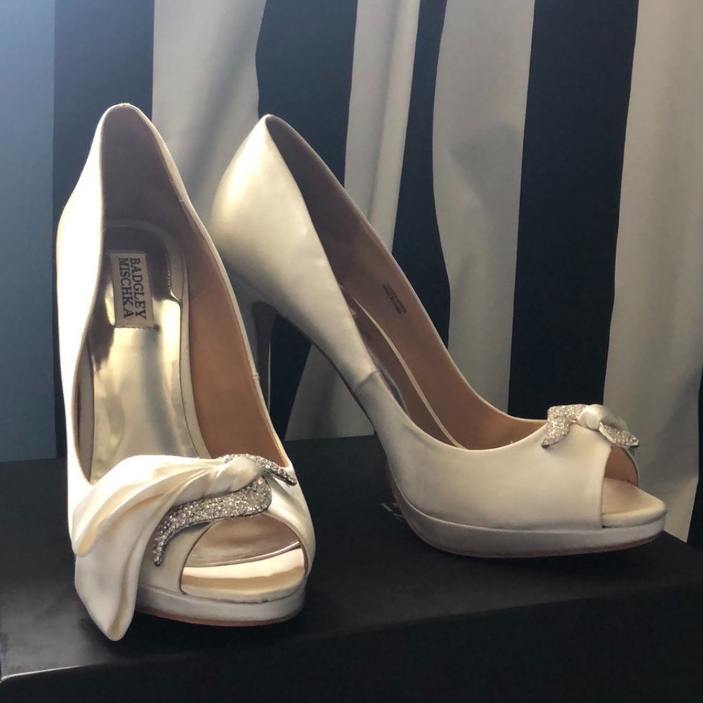 Gylda White Satin Open Toe Pumps - Size 9.5